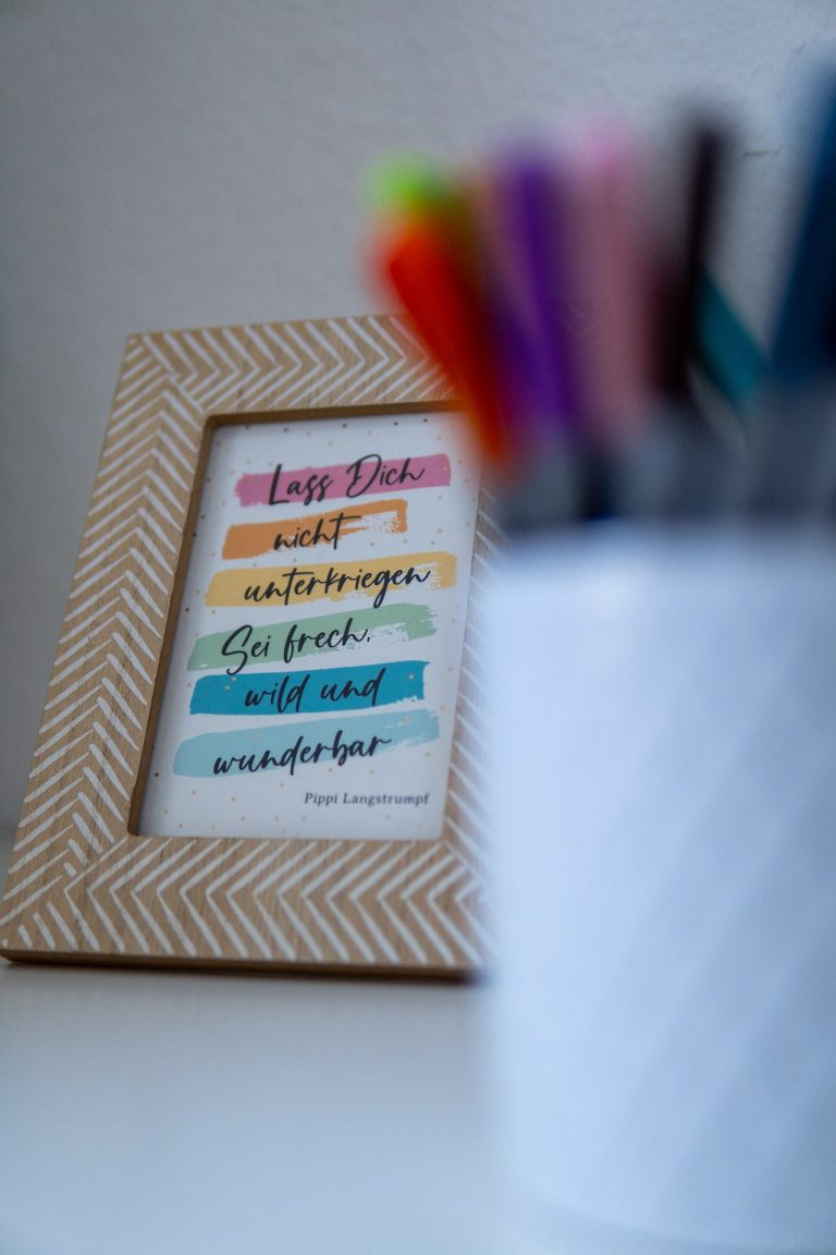 Eingerahmtes Foto mit dem Schriftzug "Heute ist der perfekte Tag für einen perfekten Tag".